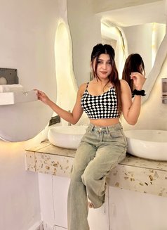 Bhumika - escort in Surat Photo 1 of 3