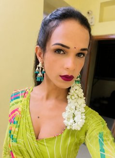 Bhumika - Transsexual escort in Hyderabad Photo 1 of 3