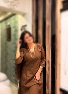 Bhumika Verma - puta in Pune Photo 3 of 3