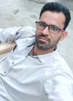 Bhupesh - Male escort in Mumbai Photo 2 of 2