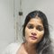 Bhuvana - puta in Chennai Photo 3 of 9
