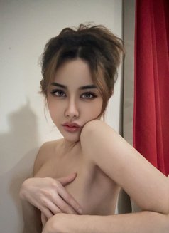 Bi Bi LADYBOY - masseuse in Abu Dhabi Photo 6 of 17