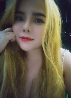 Bi Khap - escort in Candolim, Goa Photo 1 of 7