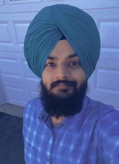 Bi Punjabi for Queens - Male escort in Bangalore Photo 8 of 9