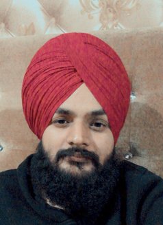 Bi Punjabi for Queens - Male escort in Bangalore Photo 9 of 9