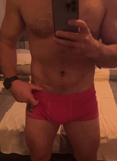 Bi Sex - Masajista in İstanbul Photo 8 of 8