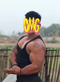 Bi Top Master - Male escort in Dubai Photo 1 of 7