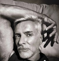 Bi UK Daddy 🇬🇧 - Male escort in Dubai