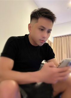 Bi Xxl 🇻🇳 - Male escort in Kuala Lumpur Photo 3 of 4