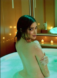 Bianca - escort in Bangkok Photo 4 of 5