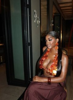 Bianca - escort in Bali Photo 6 of 10