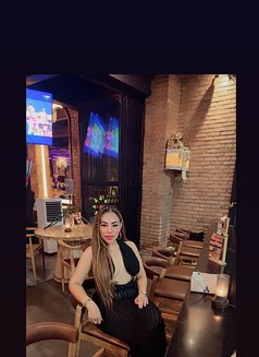 Bianca - escort in Bali Photo 7 of 10