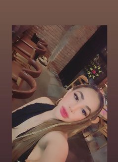 Bianca - escort in Bali Photo 9 of 10