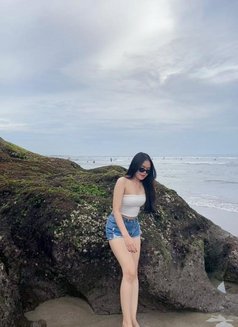 Bianca Natasya - escort in Jakarta Photo 2 of 10