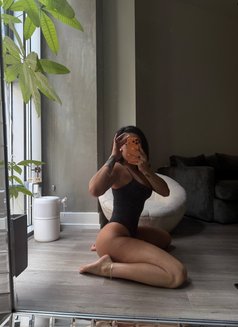 Bianca - puta in Brussels Photo 1 of 4