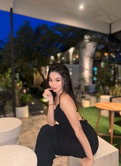 Bianca - premium GFE - escort in Bali Photo 7 of 10