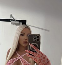 Bianca - escort in London Photo 10 of 10