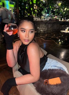 Biancalove - escort in Hong Kong Photo 13 of 30