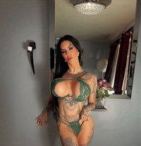 Bianka Fox - masseuse in Montreal