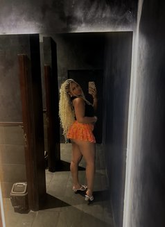 Biannca - escort in Singapore Photo 16 of 16