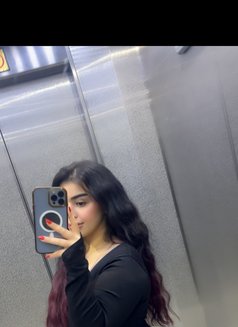 Biba - puta in Dubai Photo 4 of 7