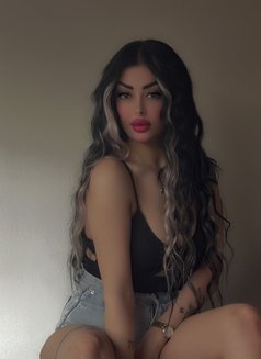 Biba - puta in Erbil Photo 1 of 3