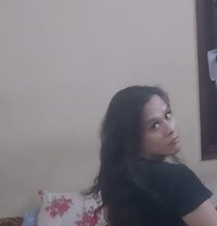 Bibi - Intérprete transexual de adultos in New Delhi