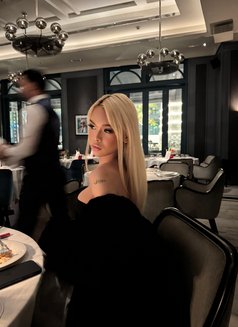 Bienabel نبيلة - Acompañantes transexual in Al Manama Photo 15 of 15