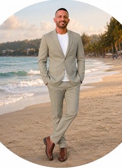 Big B - Acompañantes masculino in Phuket Photo 6 of 6