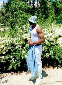Big Big Long Black - Male escort in Al Manama Photo 6 of 9