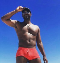 Big Black Dick Robert - Male escort in Doha