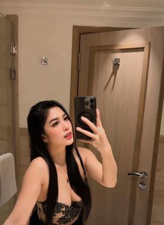 Big Bø0bs Kimmy - escort in Mumbai Photo 3 of 8