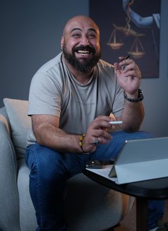 Big bold - Acompañantes masculino in Dubai Photo 10 of 11