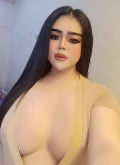 BIG boob khole in mabilah - Acompañantes transexual in Muscat Photo 7 of 7