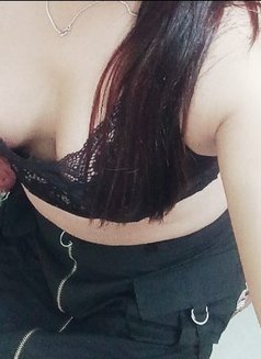 Big boobs 36d" video call only - puta in Kolkata Photo 2 of 5