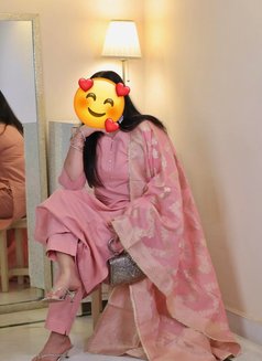 MATURE HOUSE WIFE ANAL QUEEN - escort in New Delhi Photo 1 of 25