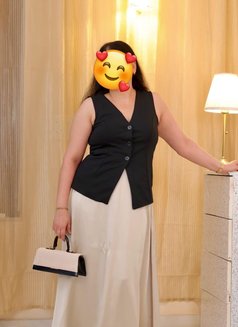 MATURE HOUSE WIFE ANAL QUEEN - escort in New Delhi Photo 6 of 25