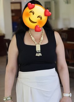 MATURE HOUSE WIFE ANAL QUEEN - escort in New Delhi Photo 24 of 25