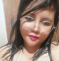 Big boobs and creamy - escort in Manila