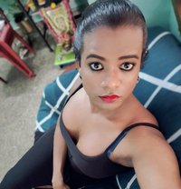 Big Boobs Bavya Shemale Lives in Chennai - Acompañantes transexual in Chennai