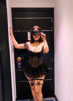 🥃Big Boobs and ass🥃Independent - puta in Dubai Photo 5 of 5