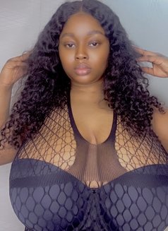 Big Boobs Nita sweet chocolate🤭🏾 - escort in Dubai Photo 16 of 17