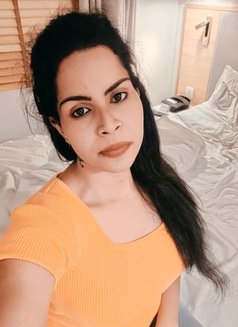 BIG BOOBS NORTH INDIAN TRANNY GIRL - Transsexual escort in Chennai Photo 4 of 7