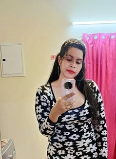 BIG BOOBS NORTH INDIAN TRANNY GIRL - Transsexual escort in Chennai Photo 5 of 7