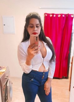 BIG BOOBS NORTH INDIAN TRANNY GIRL - Transsexual escort in Chennai Photo 1 of 5