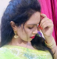 BIG BOOBS NORTH INDIAN TRANNY GIRL - Transsexual escort in Chennai