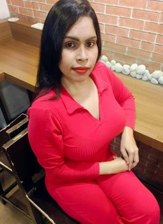 BIG BOOBS NORTH INDIAN TRANNY GIRL - Transsexual escort in Chennai Photo 5 of 7