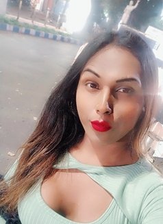 Big Boobs Post Operated Trans - Acompañantes transexual in Mumbai Photo 10 of 23