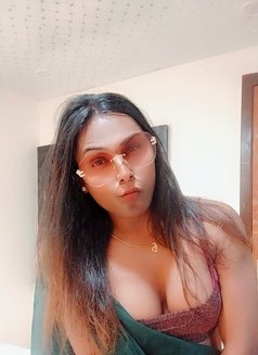 Big Boobs Post Operated Trans - Acompañantes transexual in Mumbai Photo 14 of 23