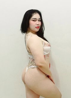 New in oman Massage and full servicr - escort in Muscat Photo 7 of 10